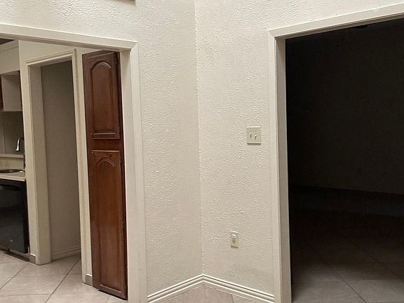 3rd image of 2505 Stanford Ct