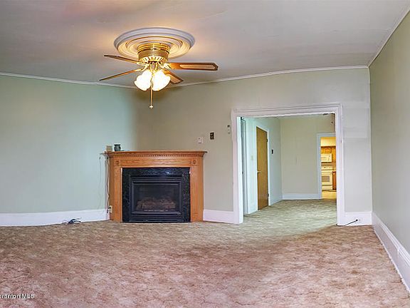 5th image of 133 N Hyde Park Ave