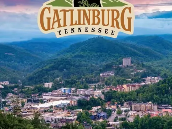 305 Shields View Dr, Gatlinburg, TN 37738