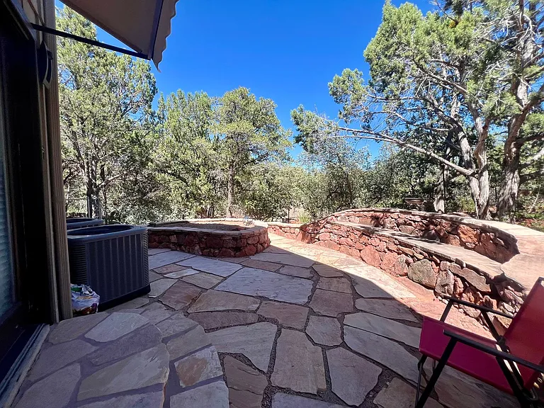 335 Foothills South Dr — Photo 19