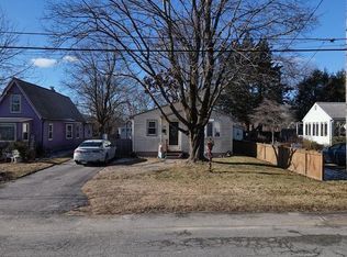 108 Angell Ave, Cranston, RI 02920