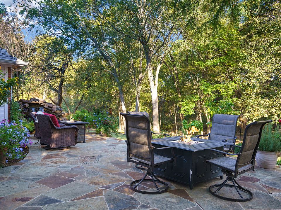 1st image of 1323 Meadowbrook Dr