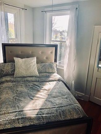 4th image of 510 Colonial Ave #1
