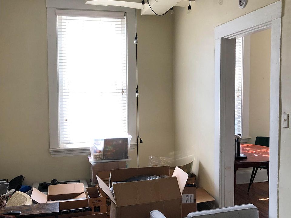 1st image of 1735 Elm St APT 1R