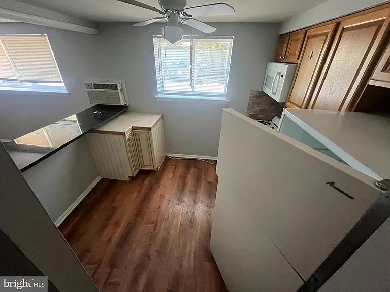 7837 Dungan Rd #B — Photo 3