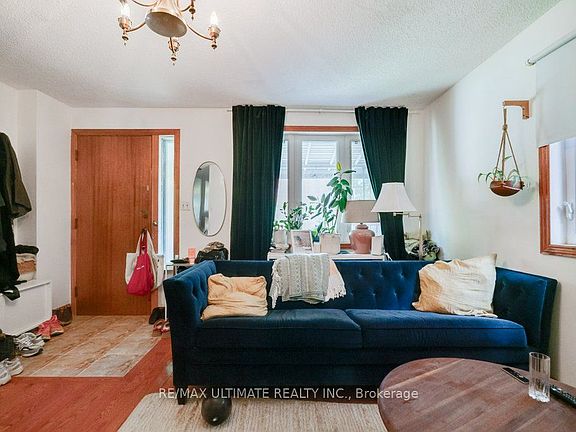 3rd image of 53 Churchill Ave