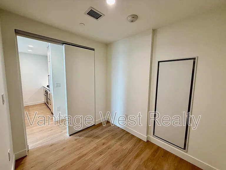 1626 Water St #2403 — Photo 18