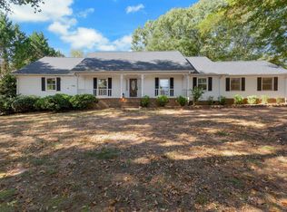 145 Commodore Dr, Duncan, SC 29334