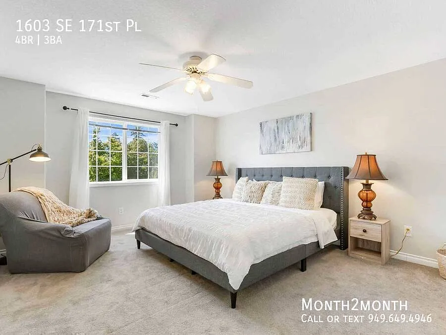 Spacious home on SE 171ST — Photo 4