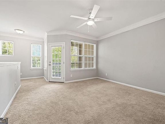 4th image of 1752 Pryor Rd SW #111