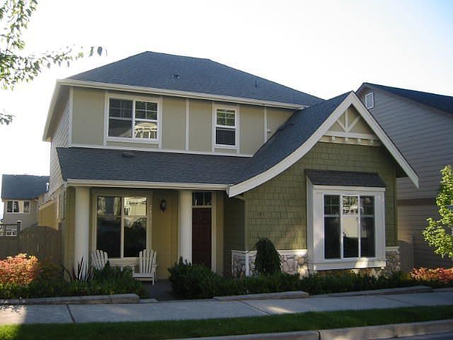 1st image of 2129 32nd Ave NE
