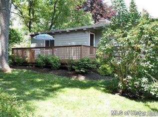 4 Parker Ln, New Paltz, NY 12561
