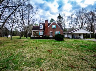 1459 Roberson Springs Rd, Loudon, TN 37774