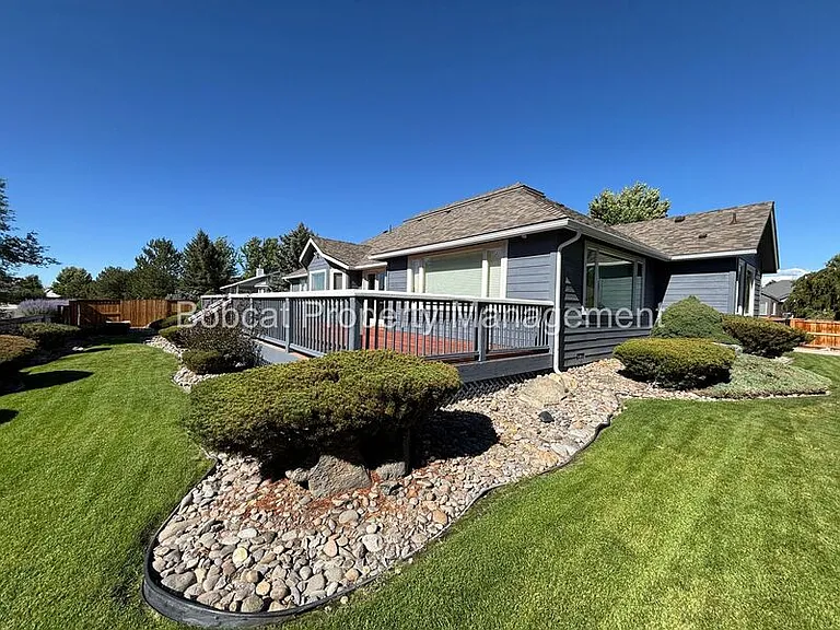 1300 Bridle Way — Photo 49