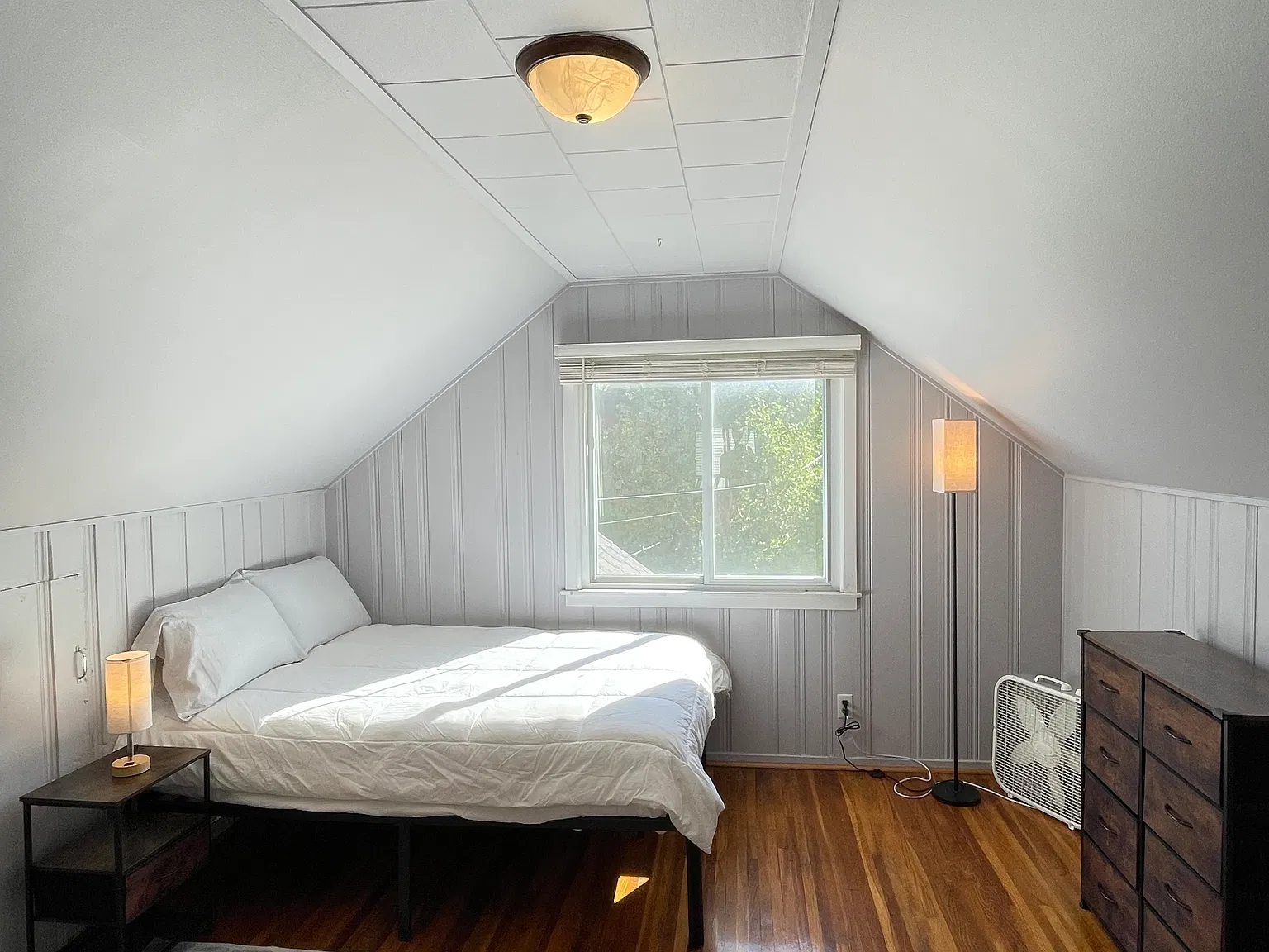 1 bed, $1,798 — Photo 2