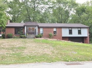 601 Glengary Dr, Pittsburgh, PA