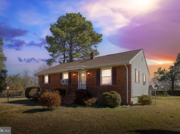 1145 Bernstein Rd, Fredericksburg, VA 22407