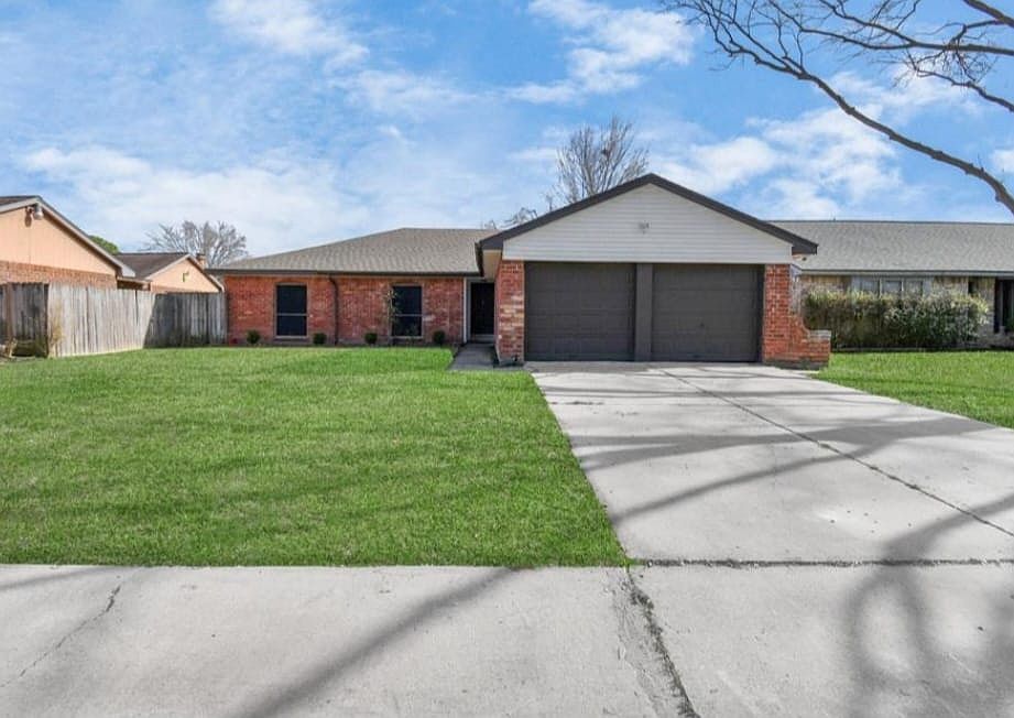 1st image of 1419 Twining Oaks Ln