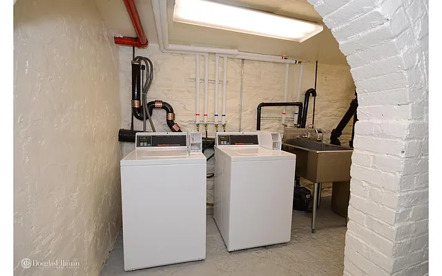 Rented by Douglas Elliman | media 29