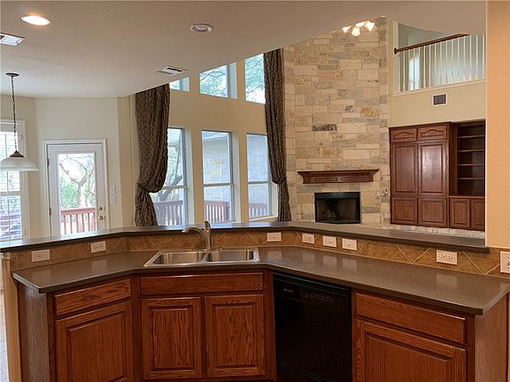 4th image of 3000 Briona Wood Ln