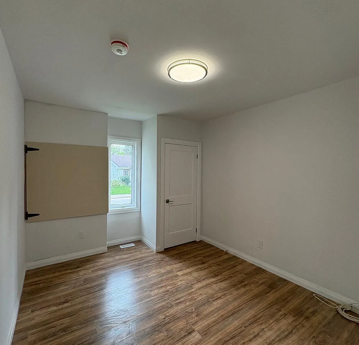 2 bed, $1,600 — Photo 4