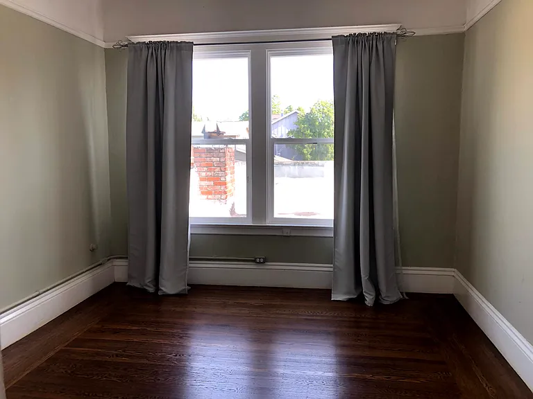 4824 Telegraph Ave — Photo 6