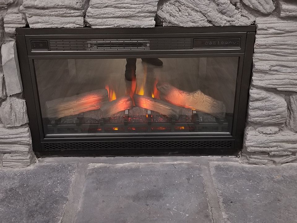 Electric fireplace insert