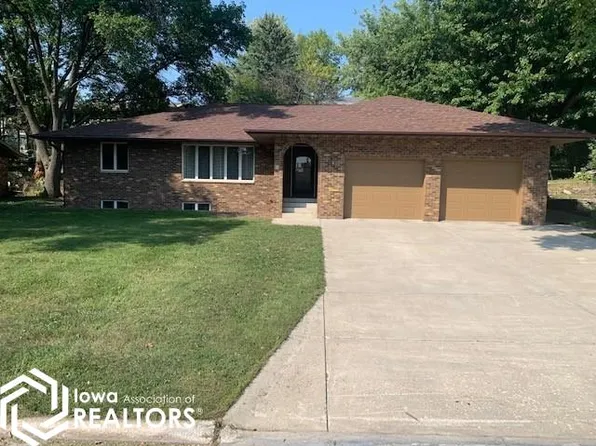 220 W Riverview Dr, Algona, IA 50511