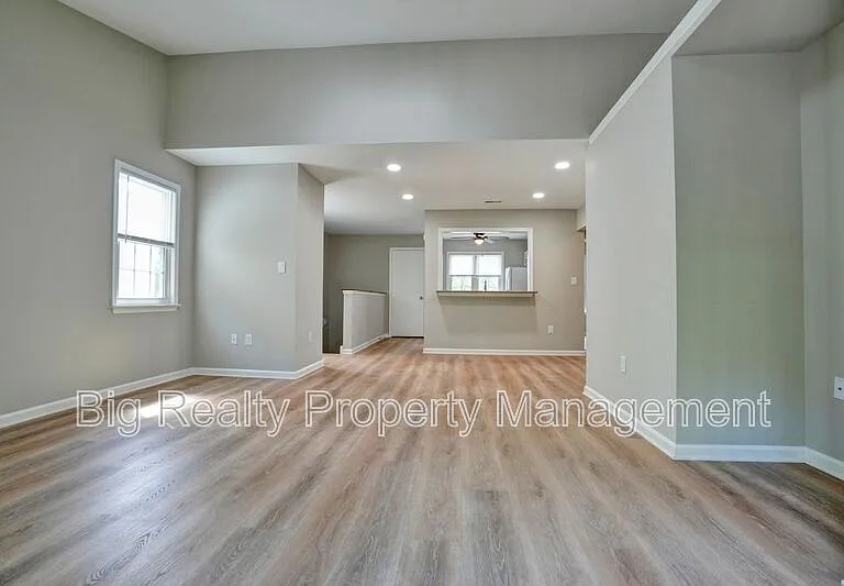 1732 Rosewood Ct — Photo 27