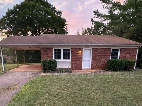 1602 Ballymena Dr, Reidsville, NC 27320