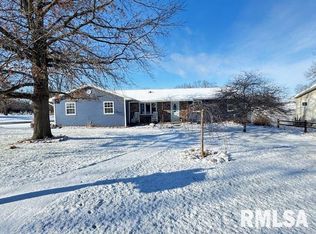 1405 2nd Ave, Camanche, IA 52730