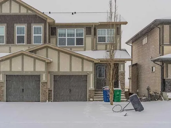 313 N Hillcrest Rd SW, Airdrie, AB T4B 4K1