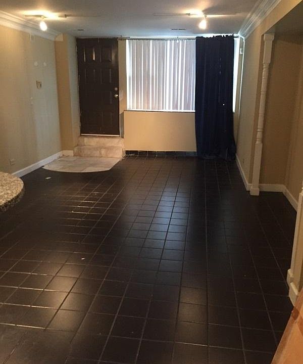 1st image of 451 N Western Ave #1
