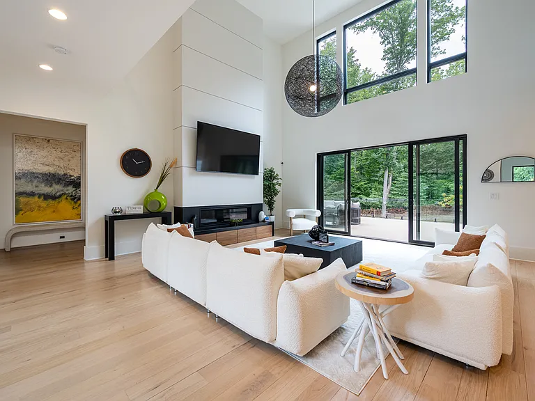 40388 Manbar Ln — Photo 15