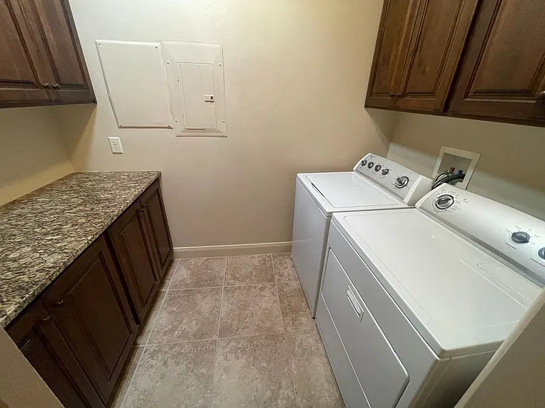 2799 E 1240 S — Photo 12
