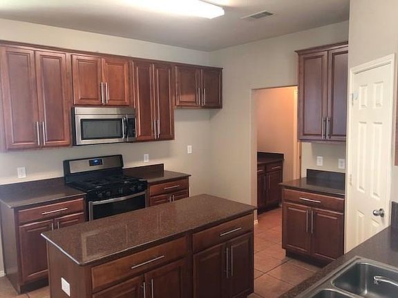 3rd image of 1621 Degnen Ln