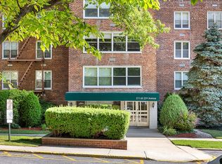 211-65 23rd Ave #5E, Bayside, NY 11360