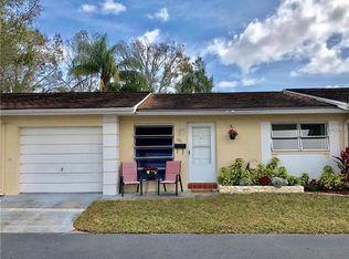 831 Cambridge Ct, Dunedin, FL 34698