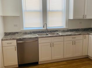 4442 N Laporte Ave APT 1F, Chicago, IL 60630