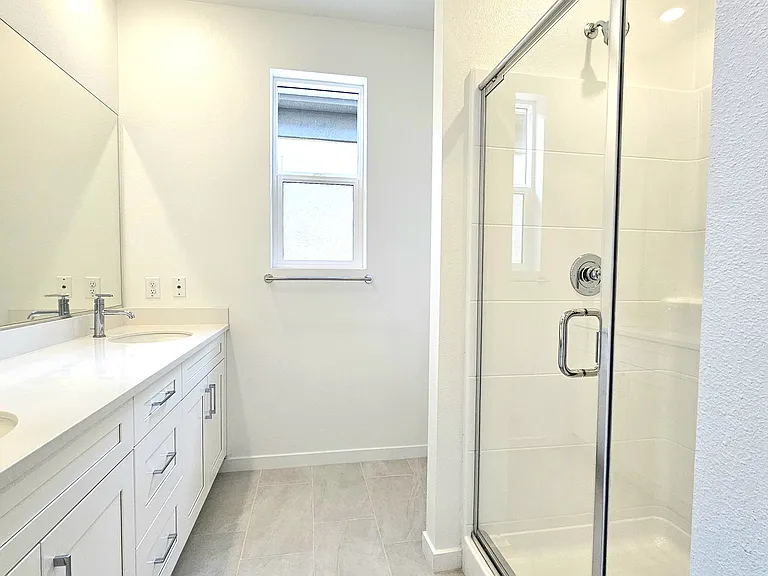 6045 Fairfax Dr — Photo 28