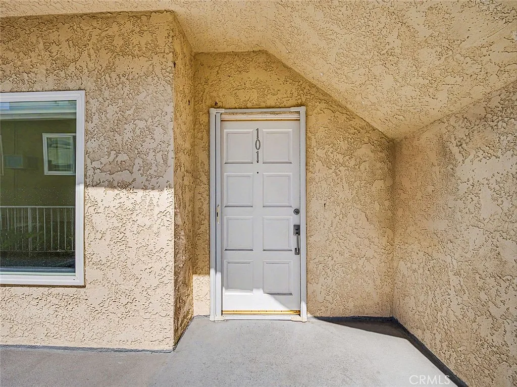 11733 Avon Way — Photo 3