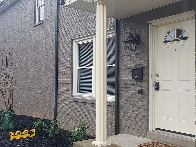 610 Commerce St #22 — Photo 2