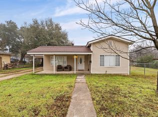 518 Clark St, Marlin, TX 76661