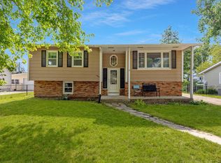 2409 Melrose Ave, Ames, IA 50010