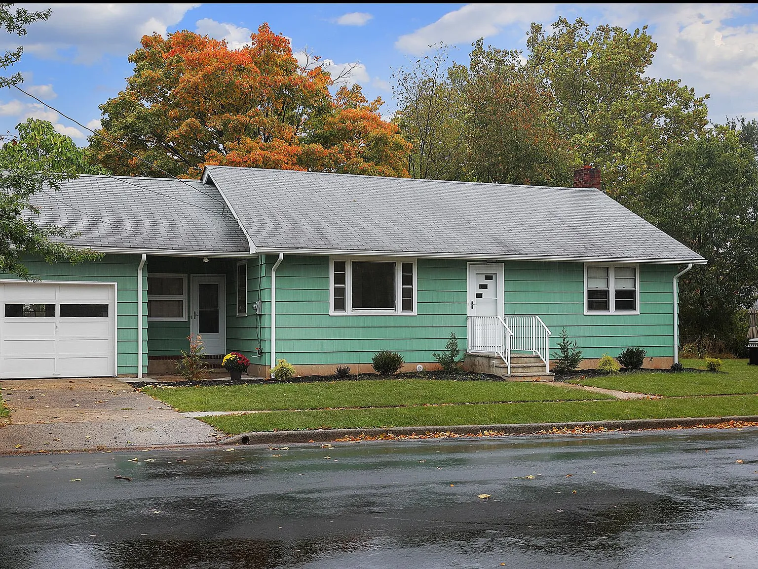 126 Brookhill Ave — Photo 1