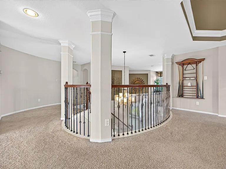 9735 Lansing Meadows Dr — Photo 40