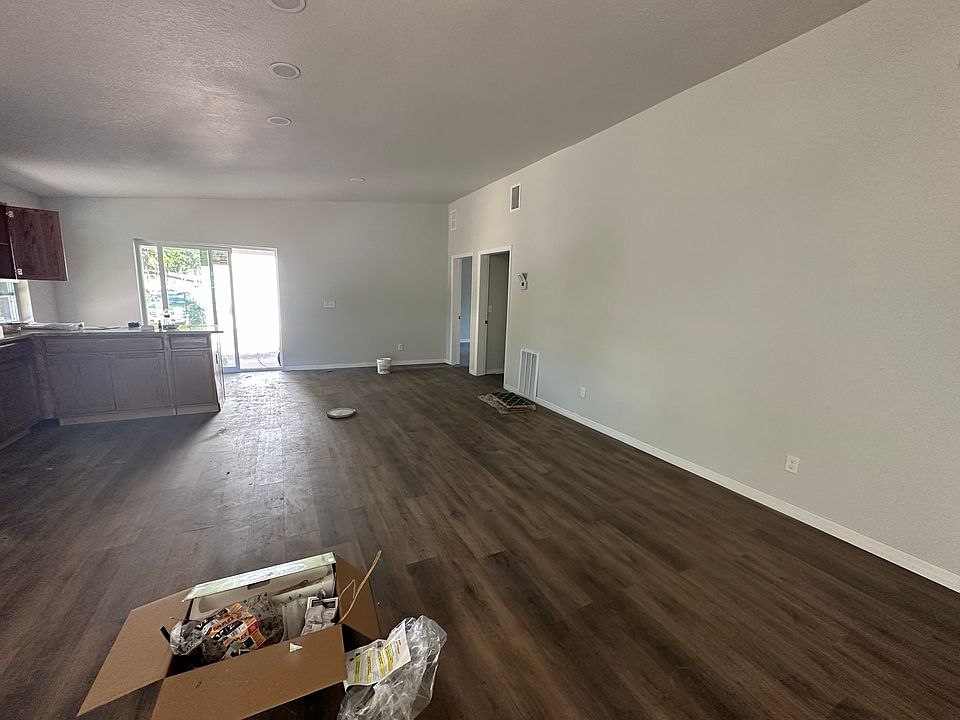 1st image of 1650 14th St S #1