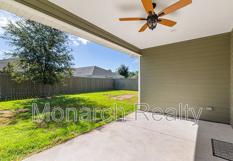 1689 SW 71st Cir — Photo 32