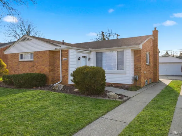 13581 Arnold, Redford, MI 48239