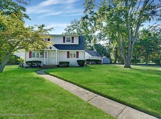 817 Pitney Dr, Spring Lake, NJ 07762